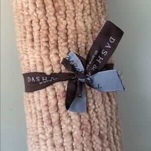 Dash & Albert Annie Selke Ramsey Hand Knotted Wool Rug, 2'× 3', Rose Quartz